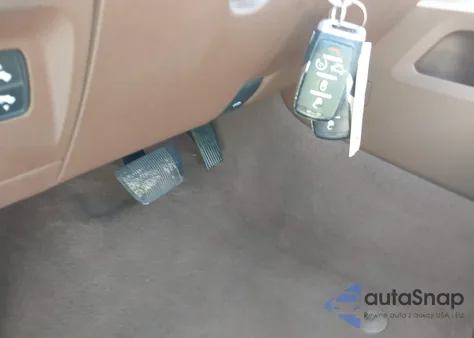 2019 Ram 1500 Laramie 4X4 5'7 Box from USA, damaged, VIN 1C6SRFJT2KN863180